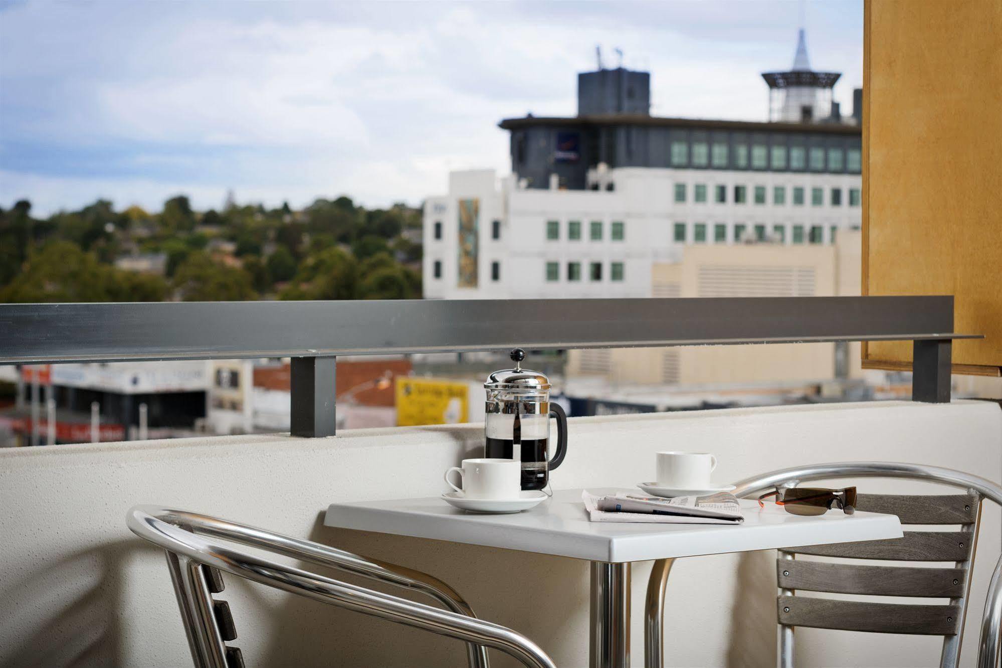 Park Avenue - Ikon Glen Waverley Exterior photo